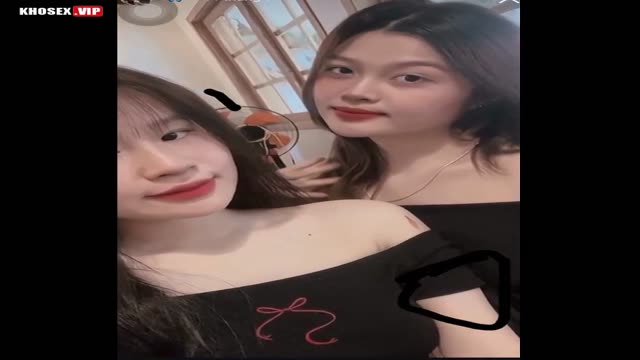 Thu Uyên gái một con cực dâm bị chồng dập như giã gạo – Phần 2