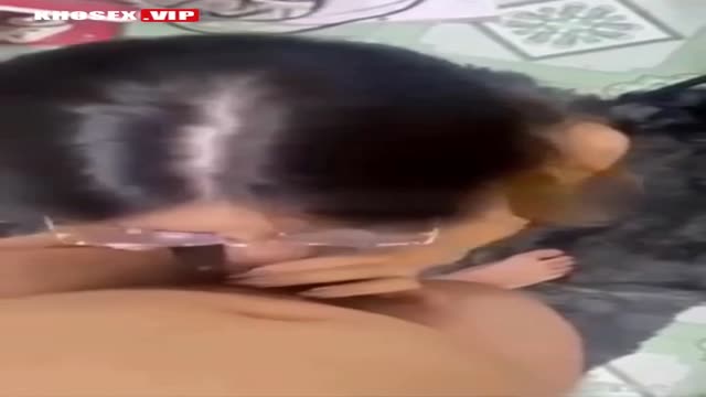 Bé sinh viên kính cận 2k2 dâm đãng lộ