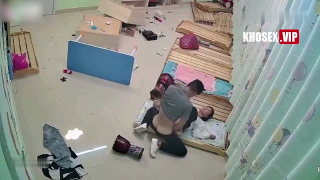 Hack Camera Thanh niên ngoại tình hiếp dâm cô giáo mầm non của con