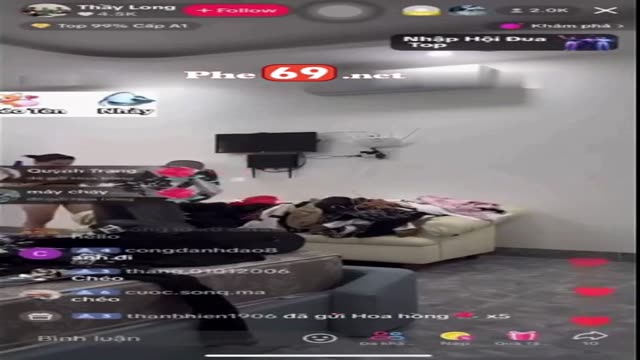 Siêu Phẩm vợ Long 9 Ngón lộ Chem Chép trên Live Tiktok