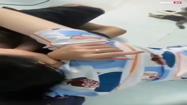 Đang đụ mà em hỏi chồng yêu mình em thôi