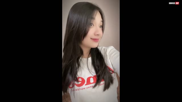 Mạnh lên anh má em nứng dữ vậy