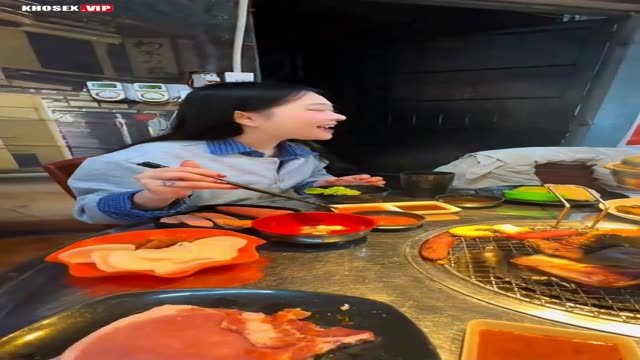 Thu Thị Hương jettybibi lần đầu làm tình mà anh chơi mạnh em sướng rên rỉ